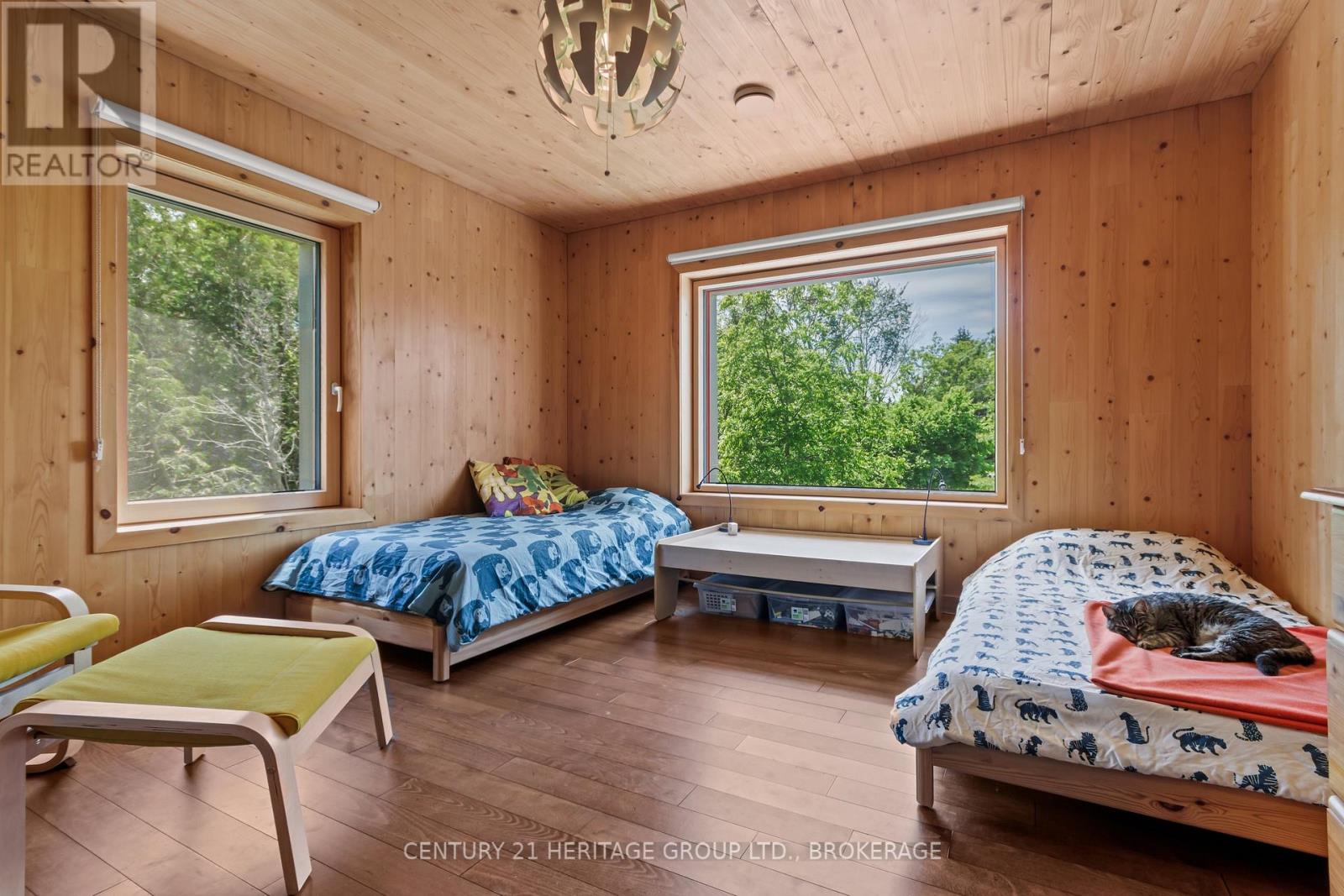 1307 GOING STREET - Image 33