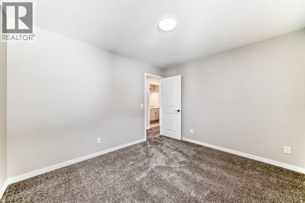 50 Magnolia Gardens SE - 40