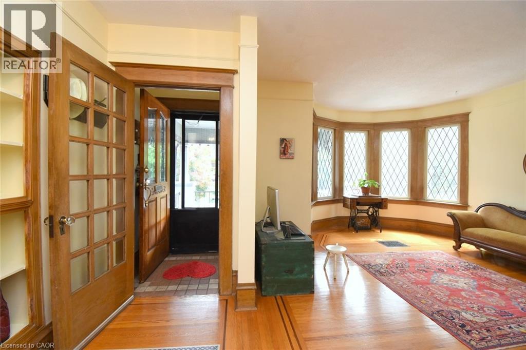 28 ST CLAIR Avenue - 6