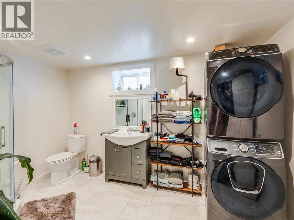 750 7th Avenue - 56