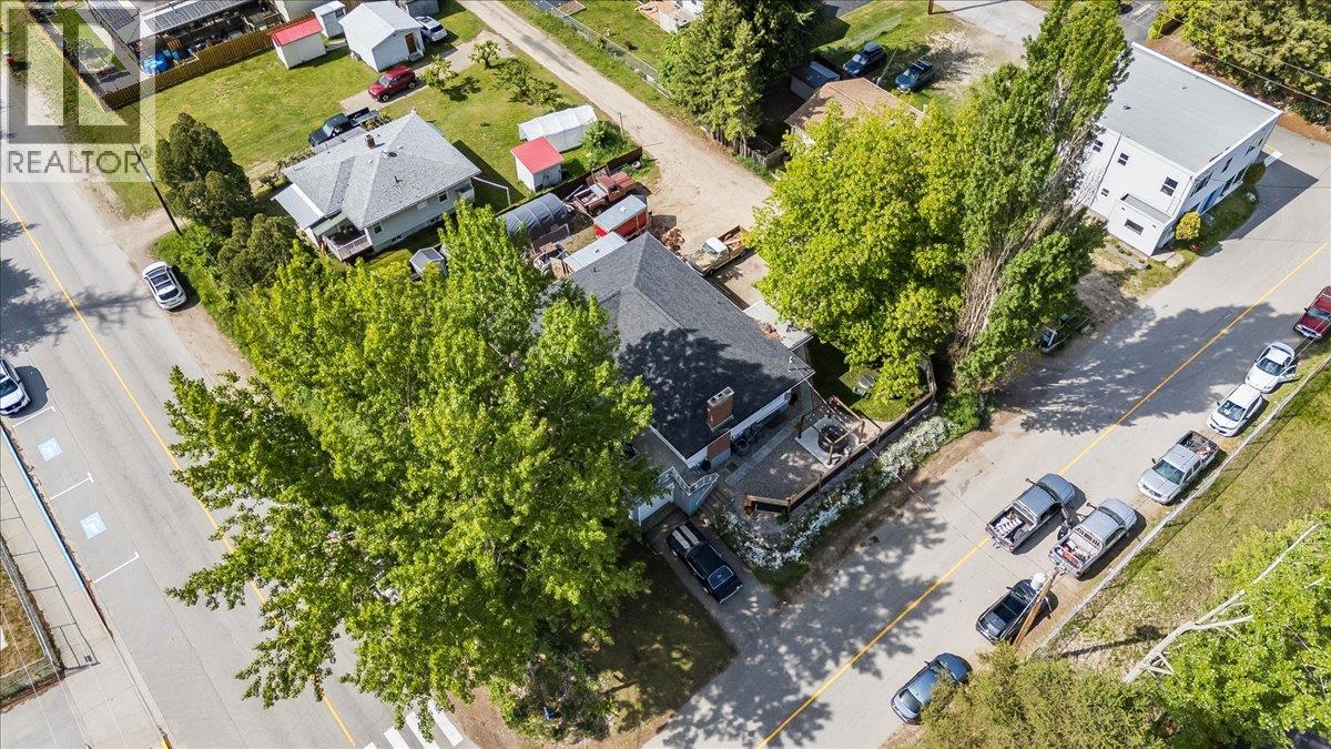 750 7th Avenue - 14