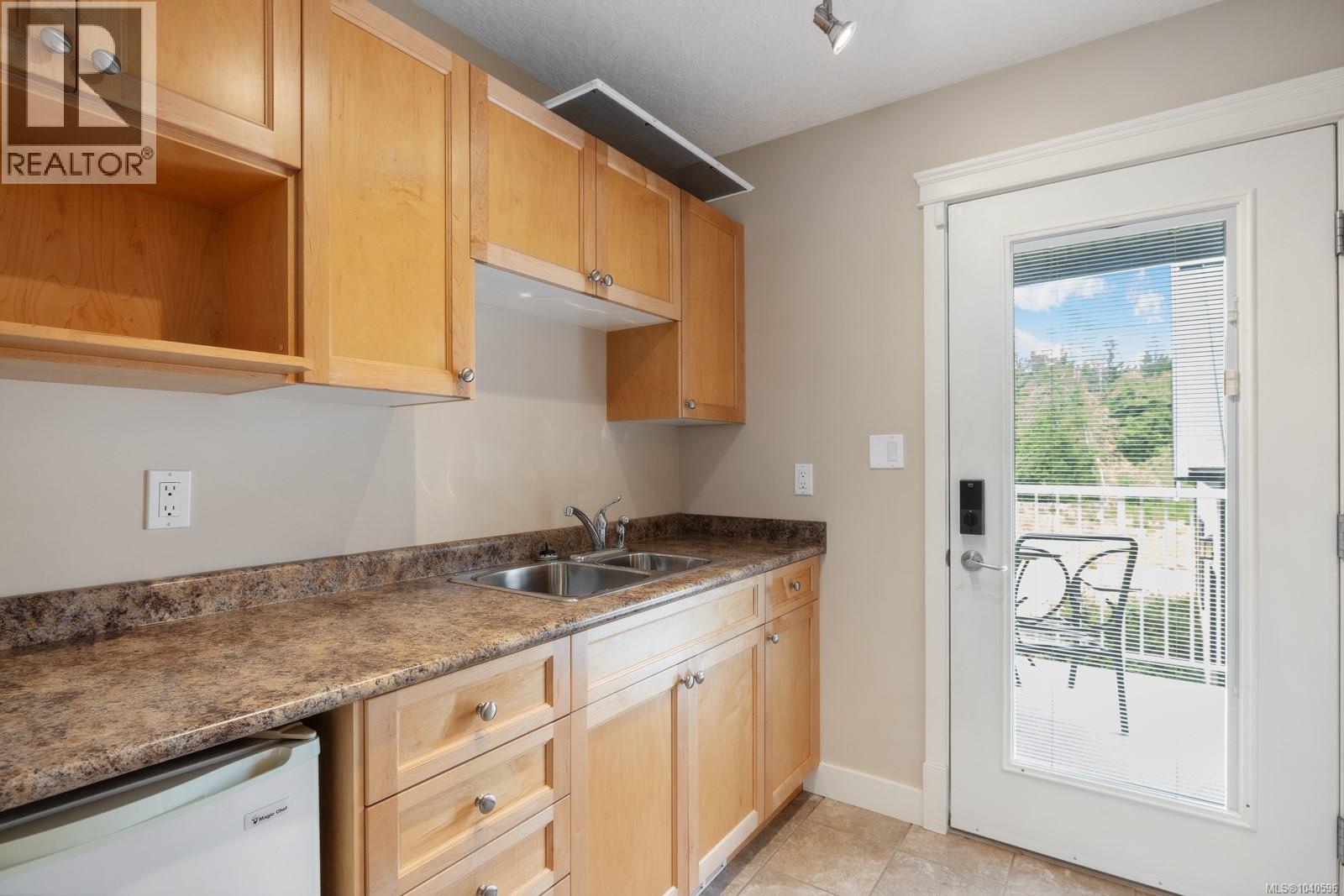 3445 Cobble Hill Rd - 24