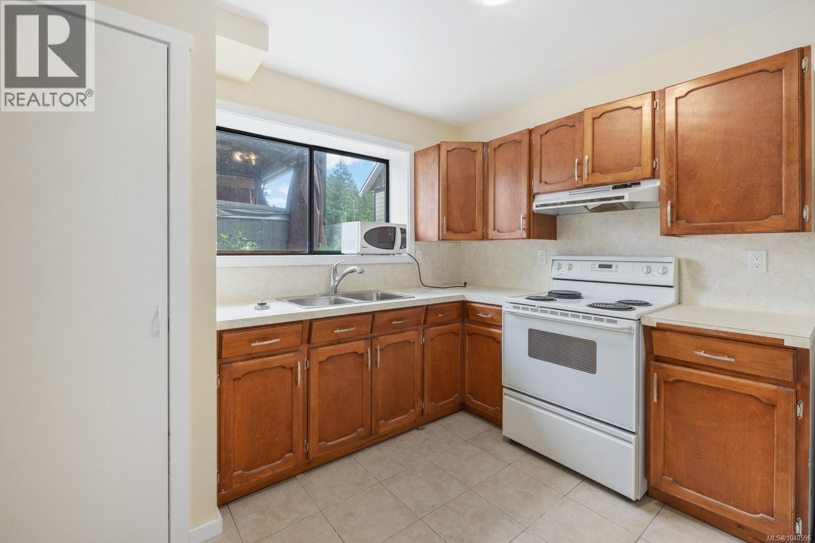 3445 Cobble Hill Rd - 26