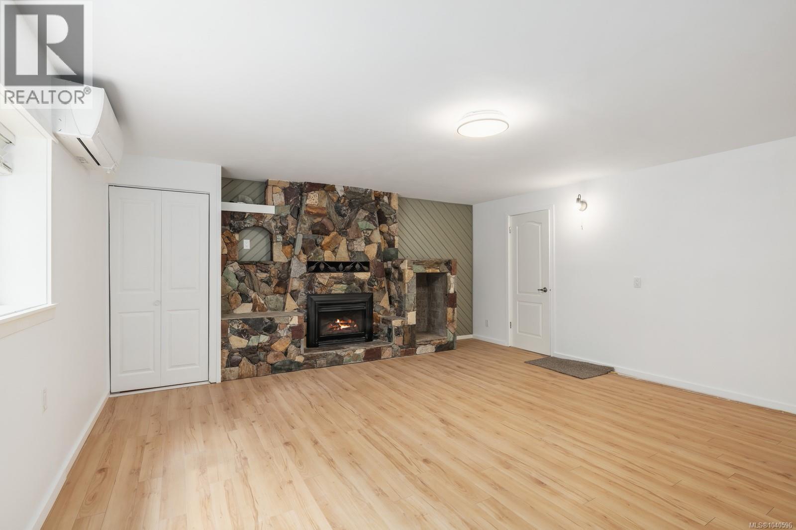 3445 Cobble Hill Rd - 30