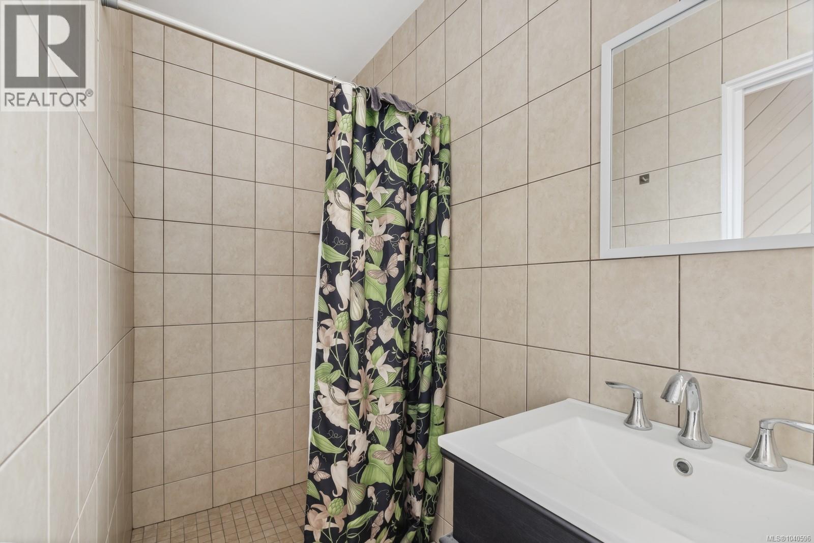 3445 Cobble Hill Rd - 32