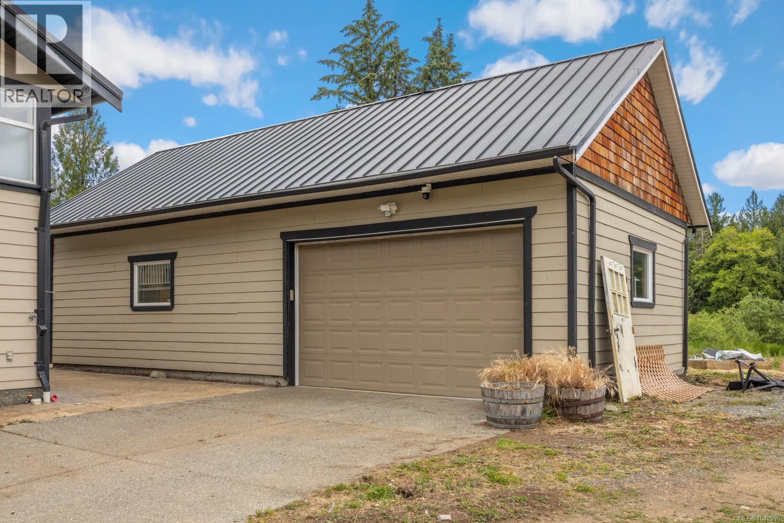 3445 Cobble Hill Rd - 40