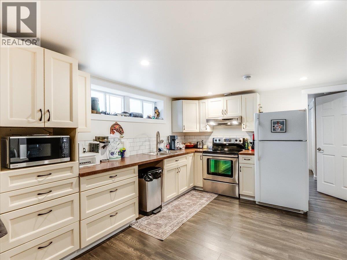 750 7th Avenue - 47