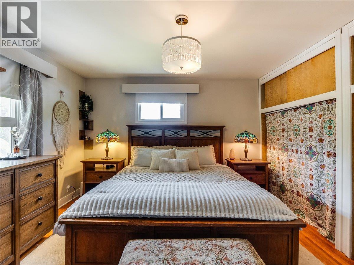 750 7th Avenue - 34