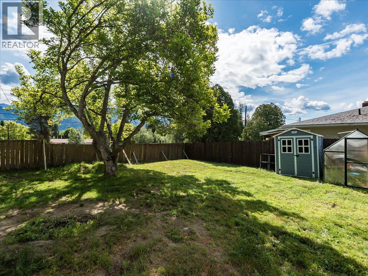 750 7th Avenue - 76