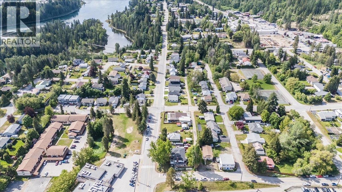 750 7th Avenue - 89