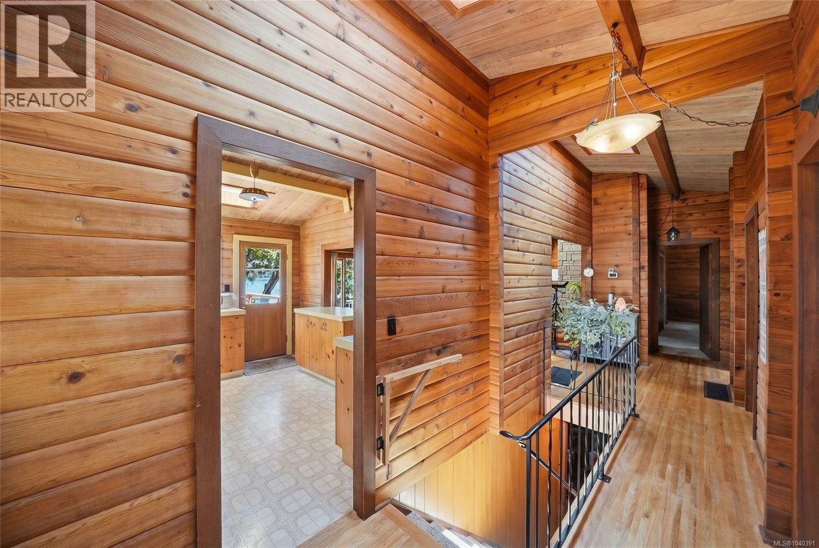 1518 Haida Way - 28