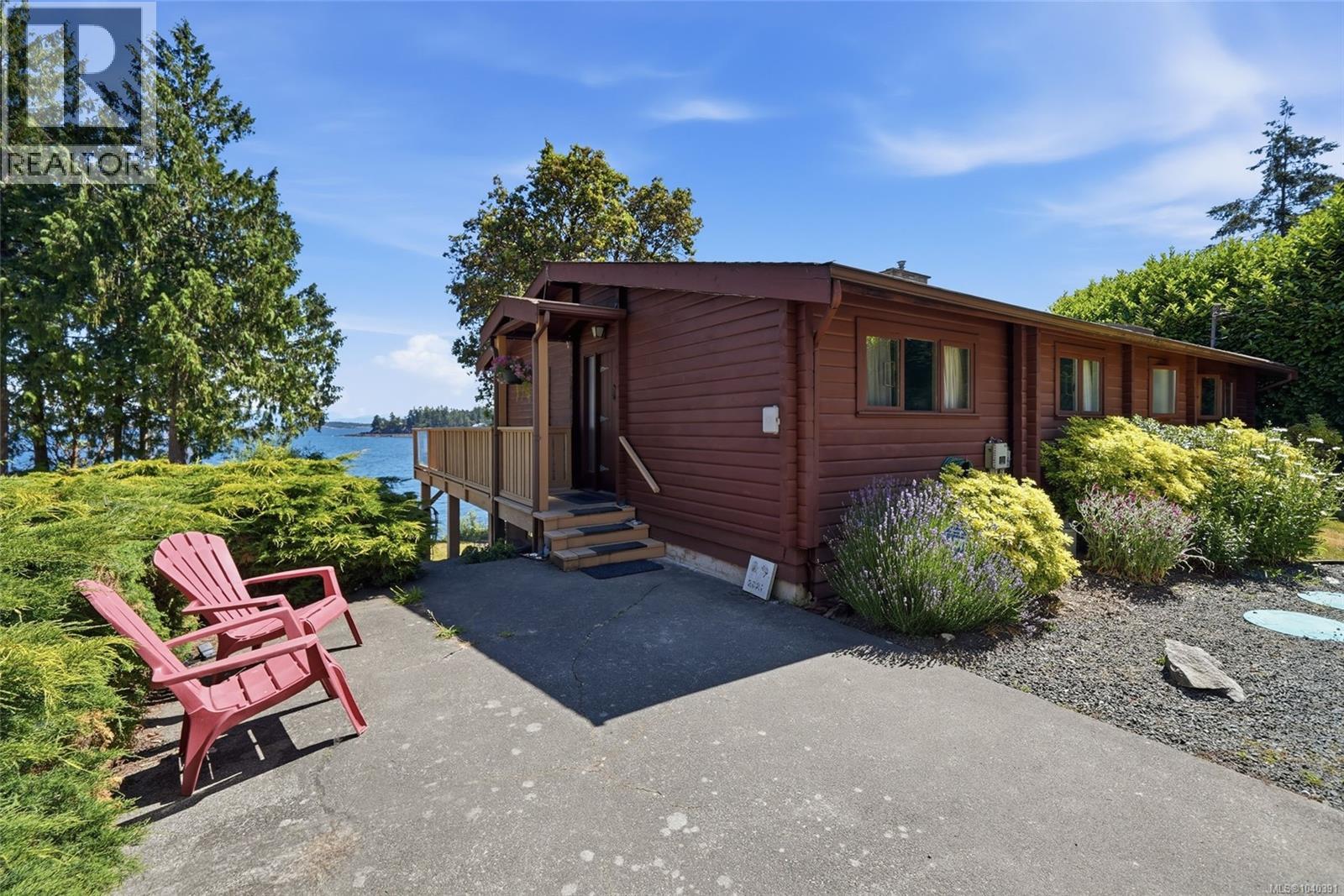 1518 Haida Way - 31