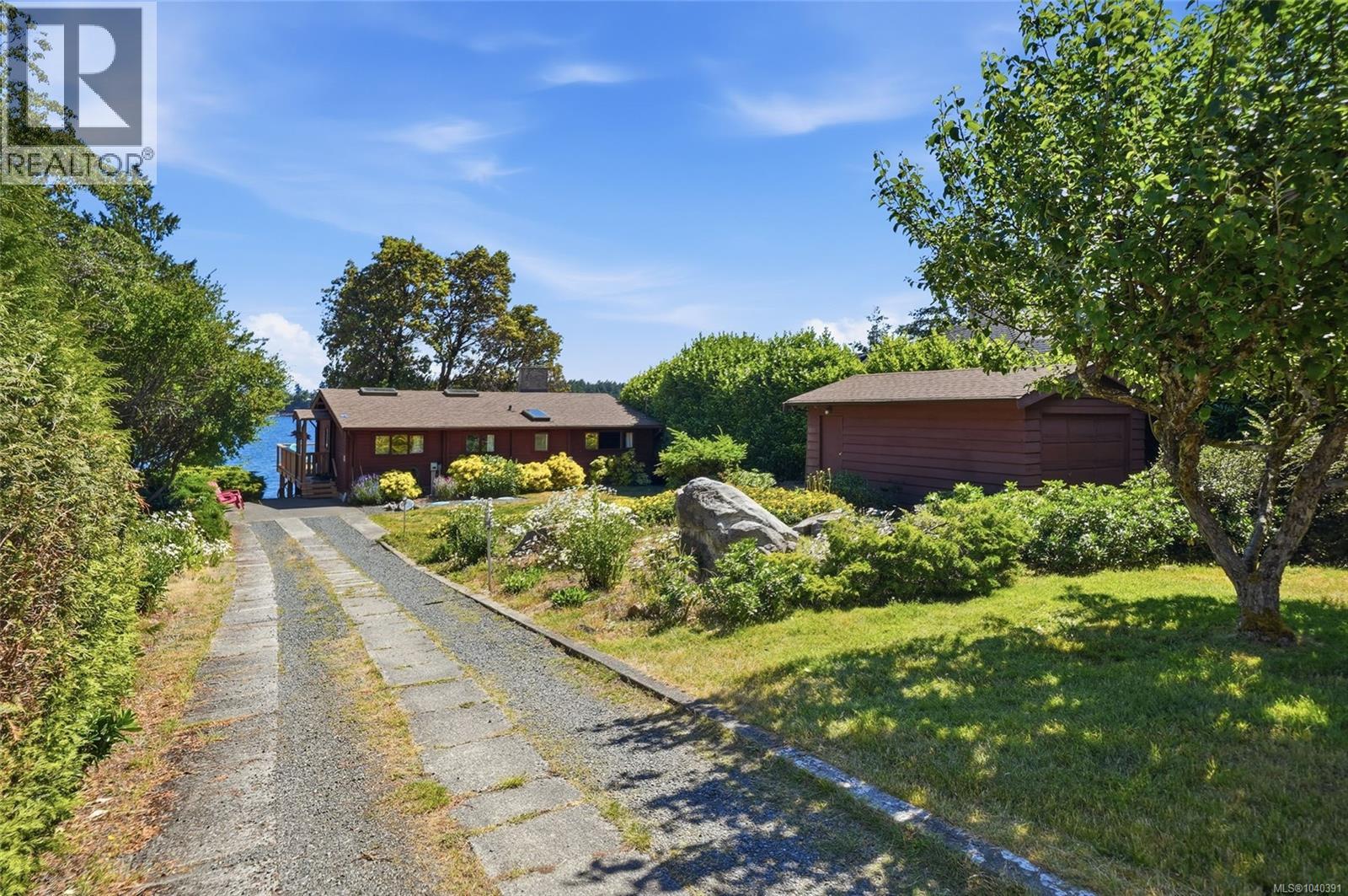 1518 Haida Way - 4