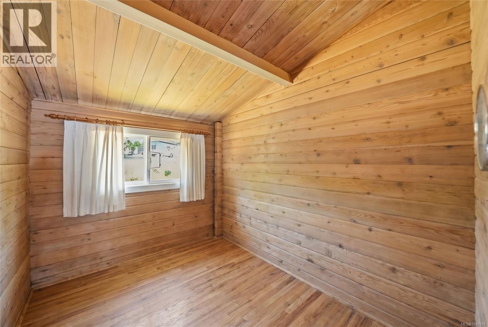 1518 Haida Way - 40