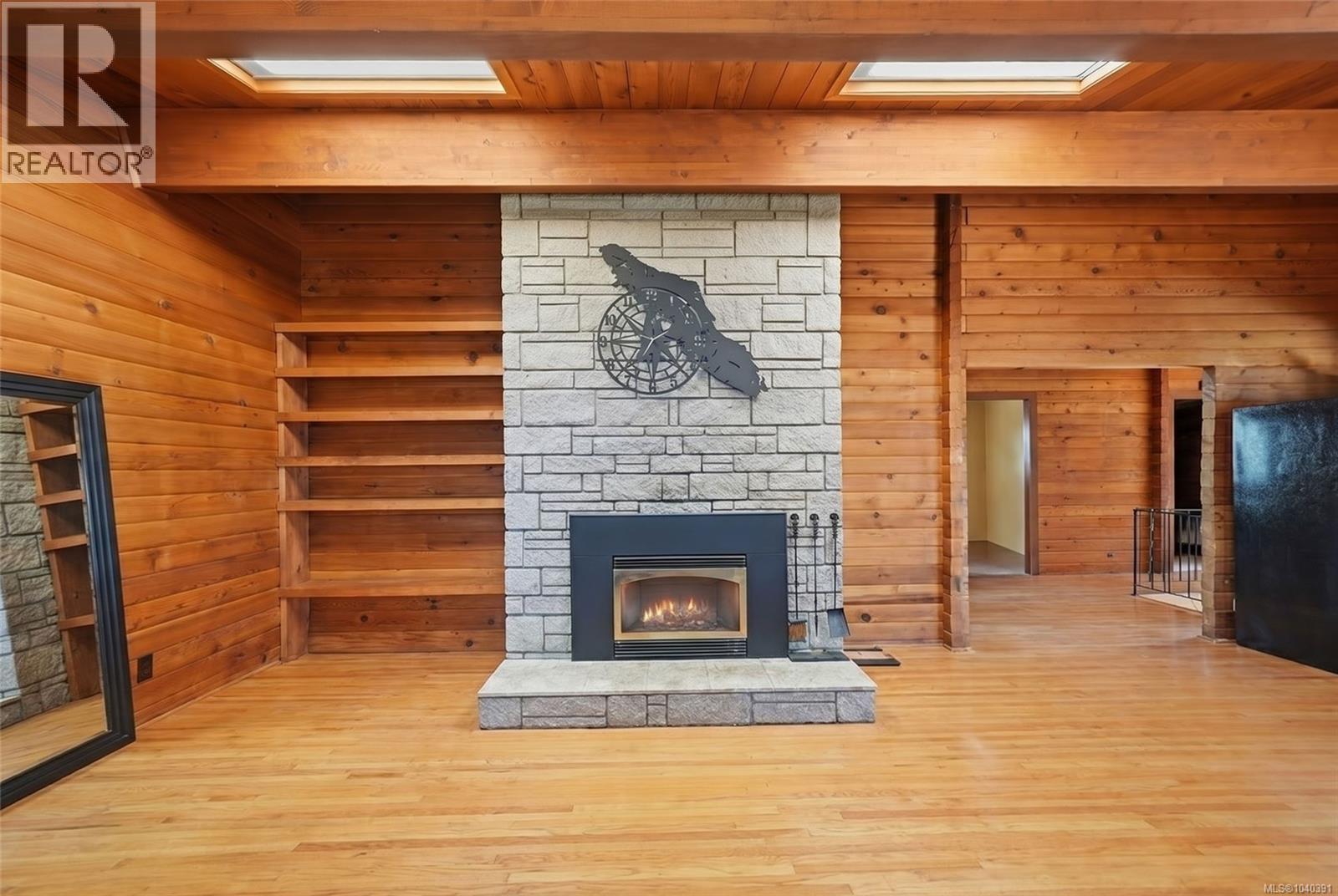 1518 Haida Way - 7