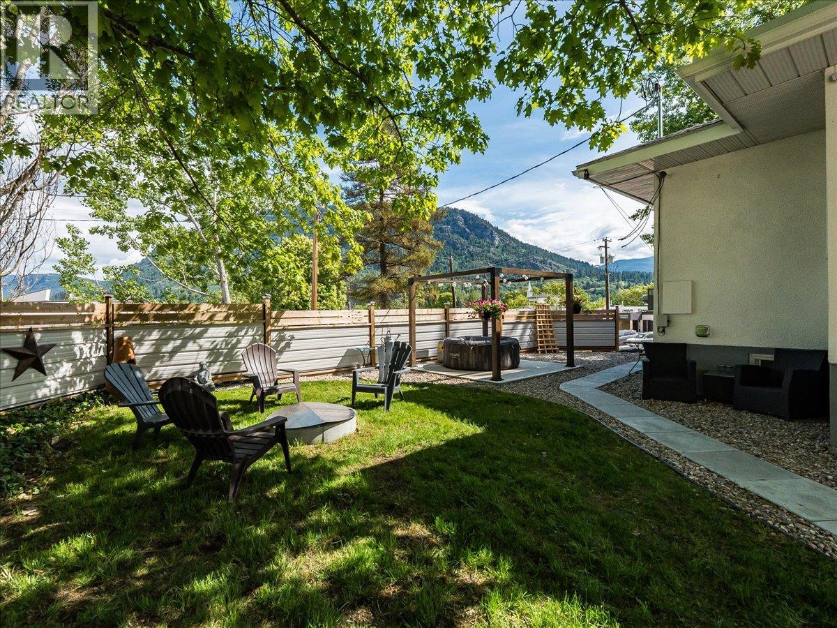 750 7th Avenue - 4