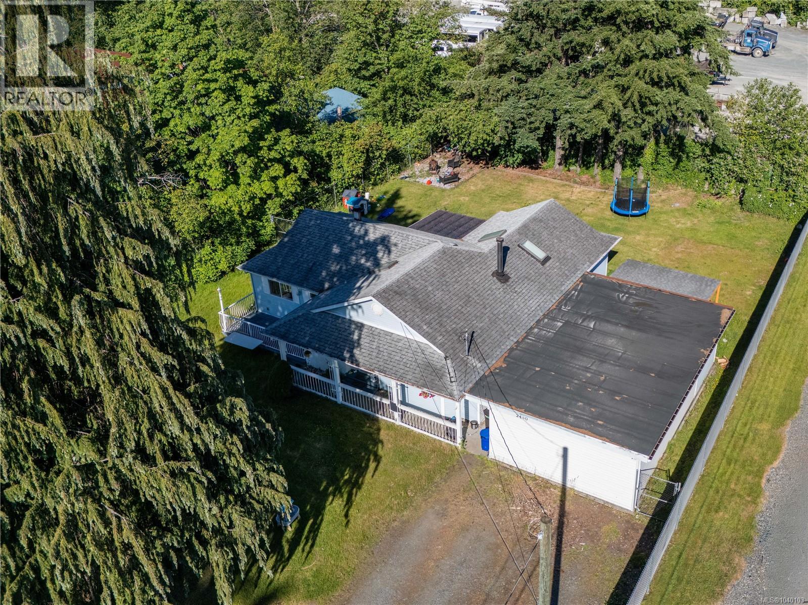 2480 Island Hwy - Image 3