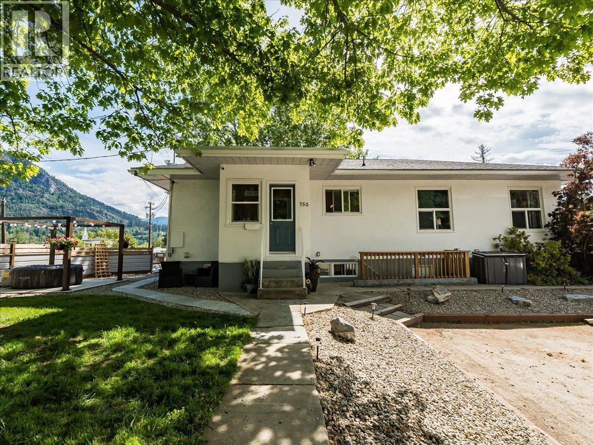 750 7th Avenue - 1