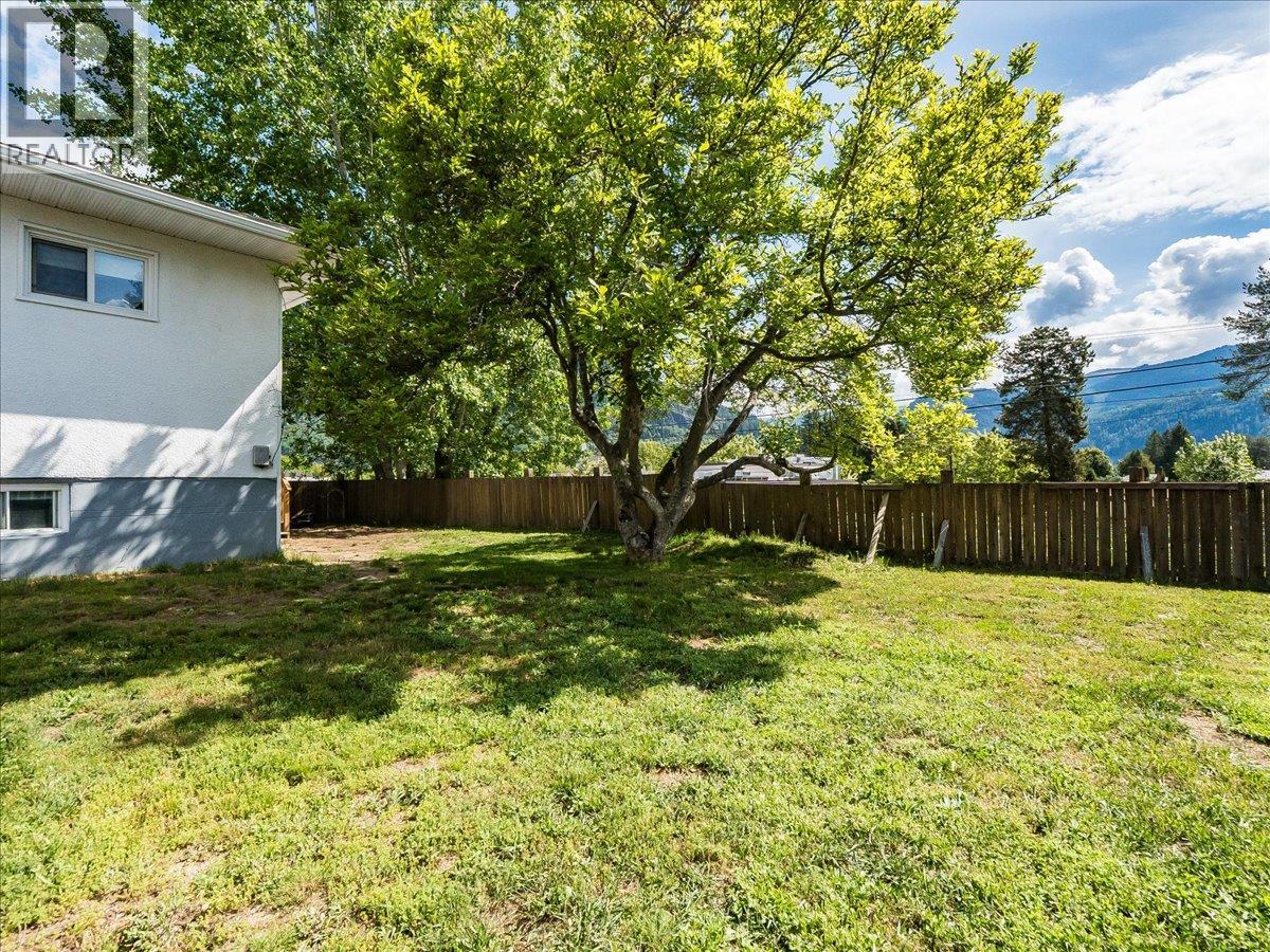 750 7th Avenue - 77