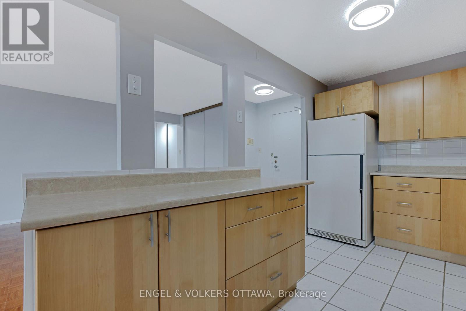 2 Bed, 1 Bath Apartment for Sale in Ottawa – 301 – 665 BATHGATE DRIVE, Ottawa – MLS# X13466512 - Image 13