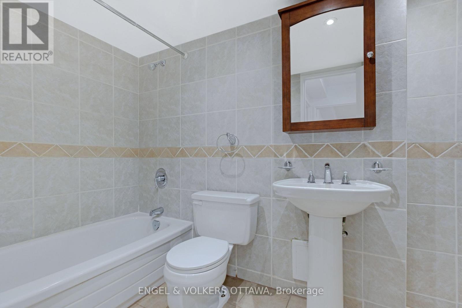 2 Bed, 1 Bath Apartment for Sale in Ottawa – 301 – 665 BATHGATE DRIVE, Ottawa – MLS# X13466512 - Image 19