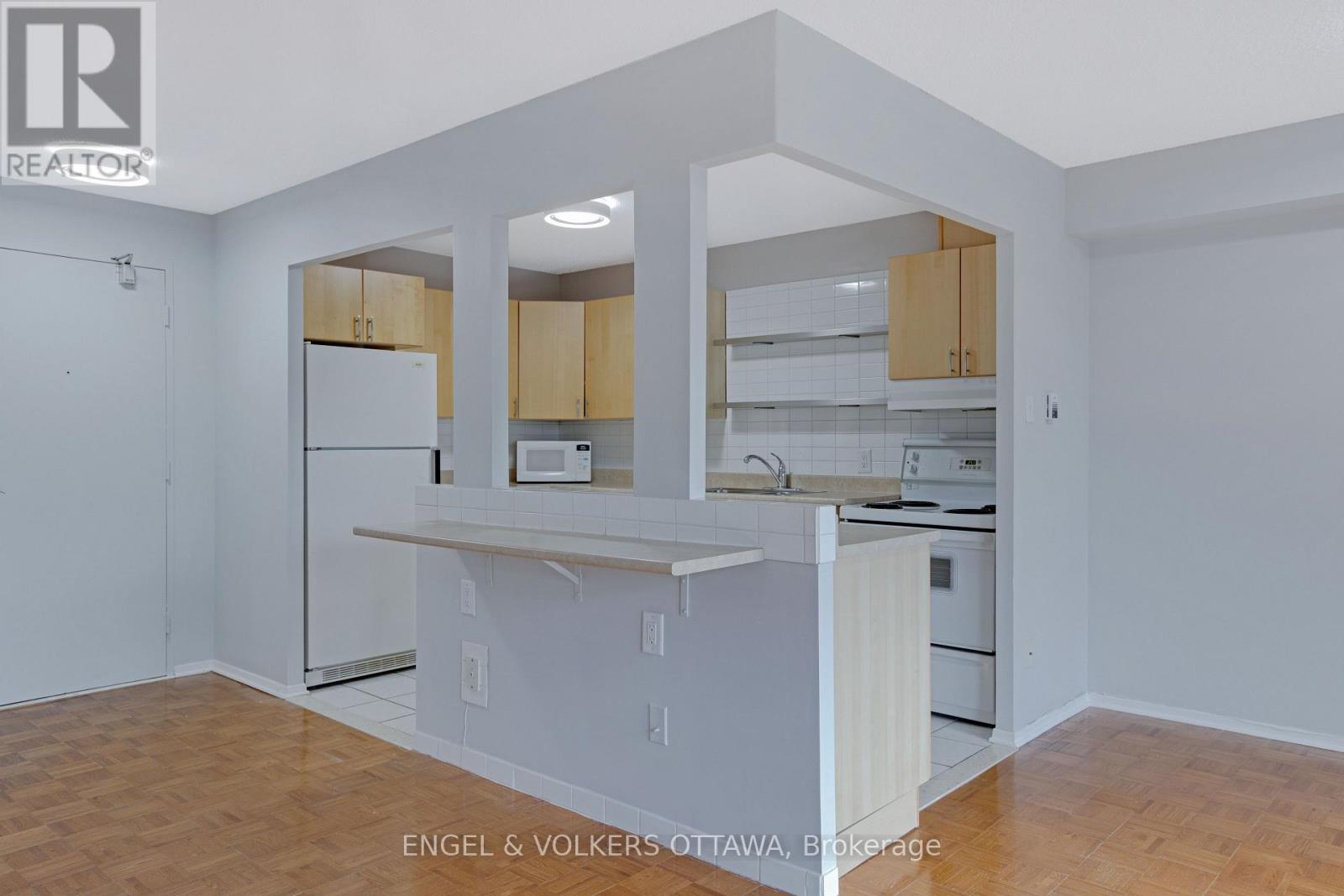 2 Bed, 1 Bath Apartment for Sale in Ottawa – 301 – 665 BATHGATE DRIVE, Ottawa – MLS# X13466512 - Image 8