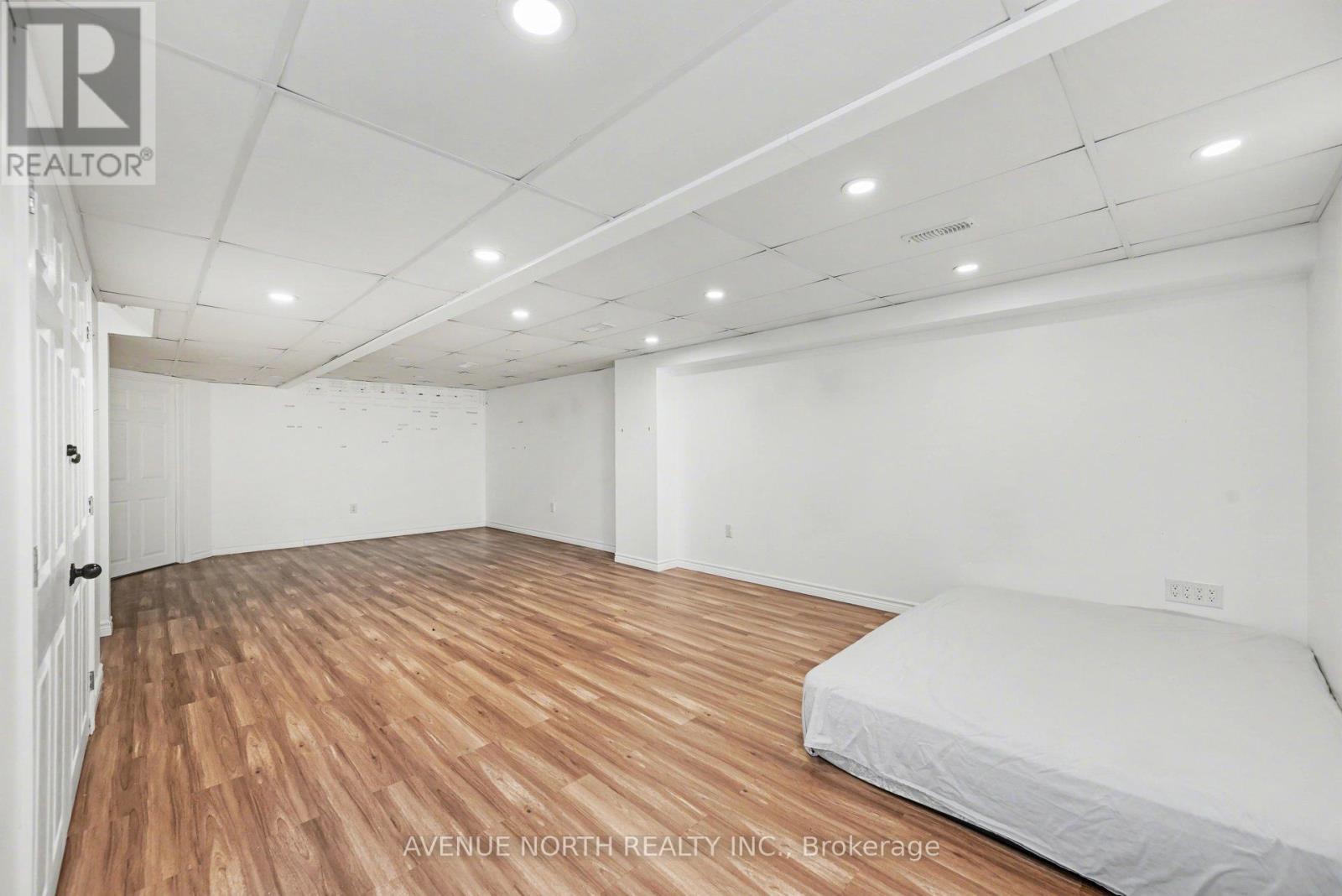 210 HERBERT STREET - 28