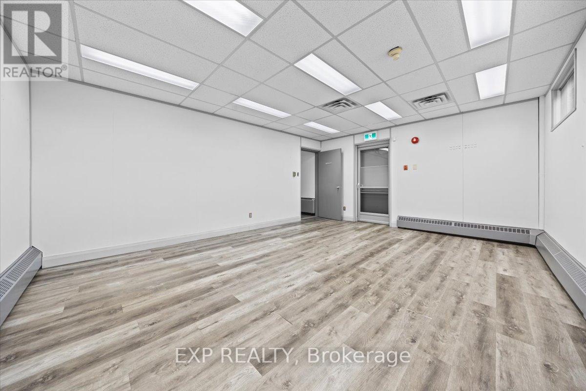 Industrial for Rent in Ottawa – 2336 CRAIG SIDE ROAD, Ottawa – MLS# X13466600 - Image 13