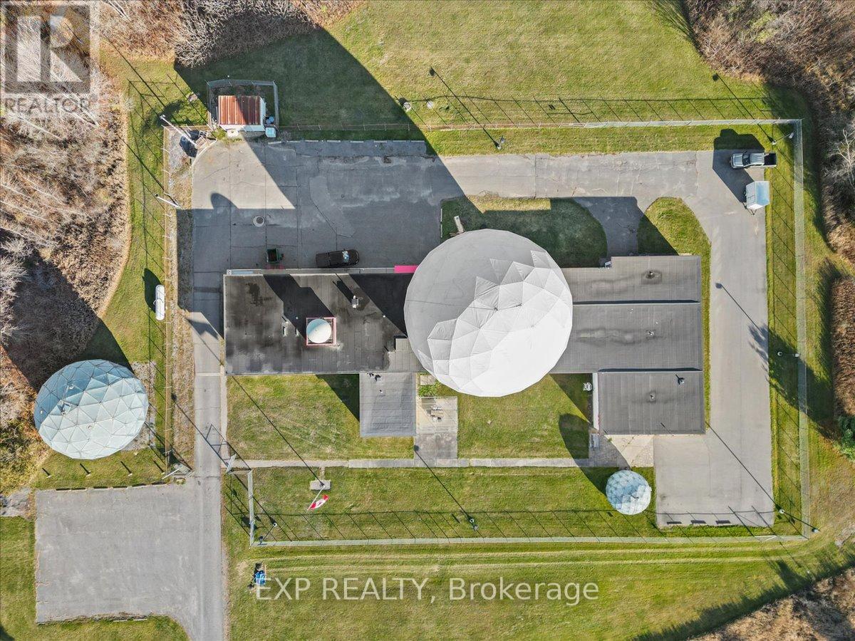 Industrial for Rent in Ottawa – 2336 CRAIG SIDE ROAD, Ottawa – MLS# X13466600 - Image 32