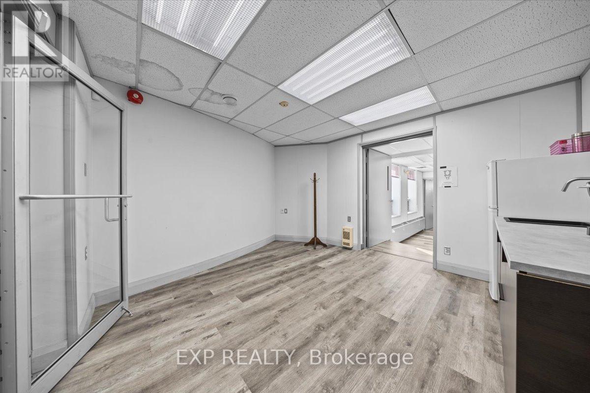 Industrial for Rent in Ottawa – 2336 CRAIG SIDE ROAD, Ottawa – MLS# X13466600 - Image 9