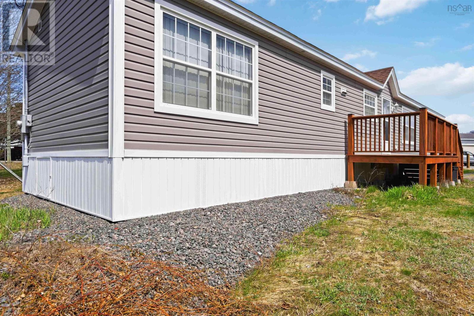 63 Douglas Avenue - 30