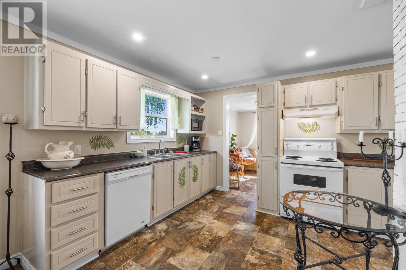 487 PIUSVILLE Road - 3