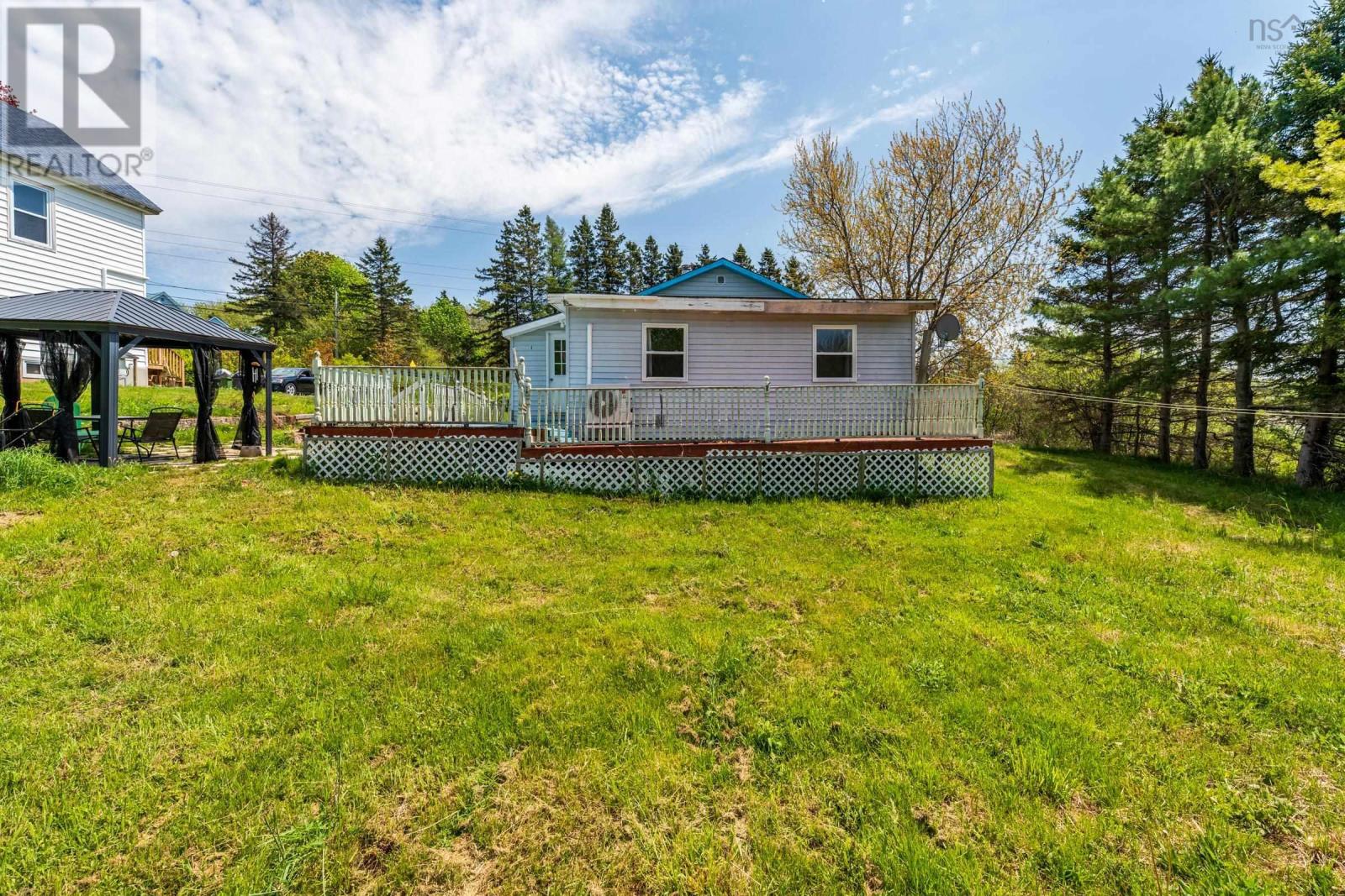 445 Highway 201 - 29