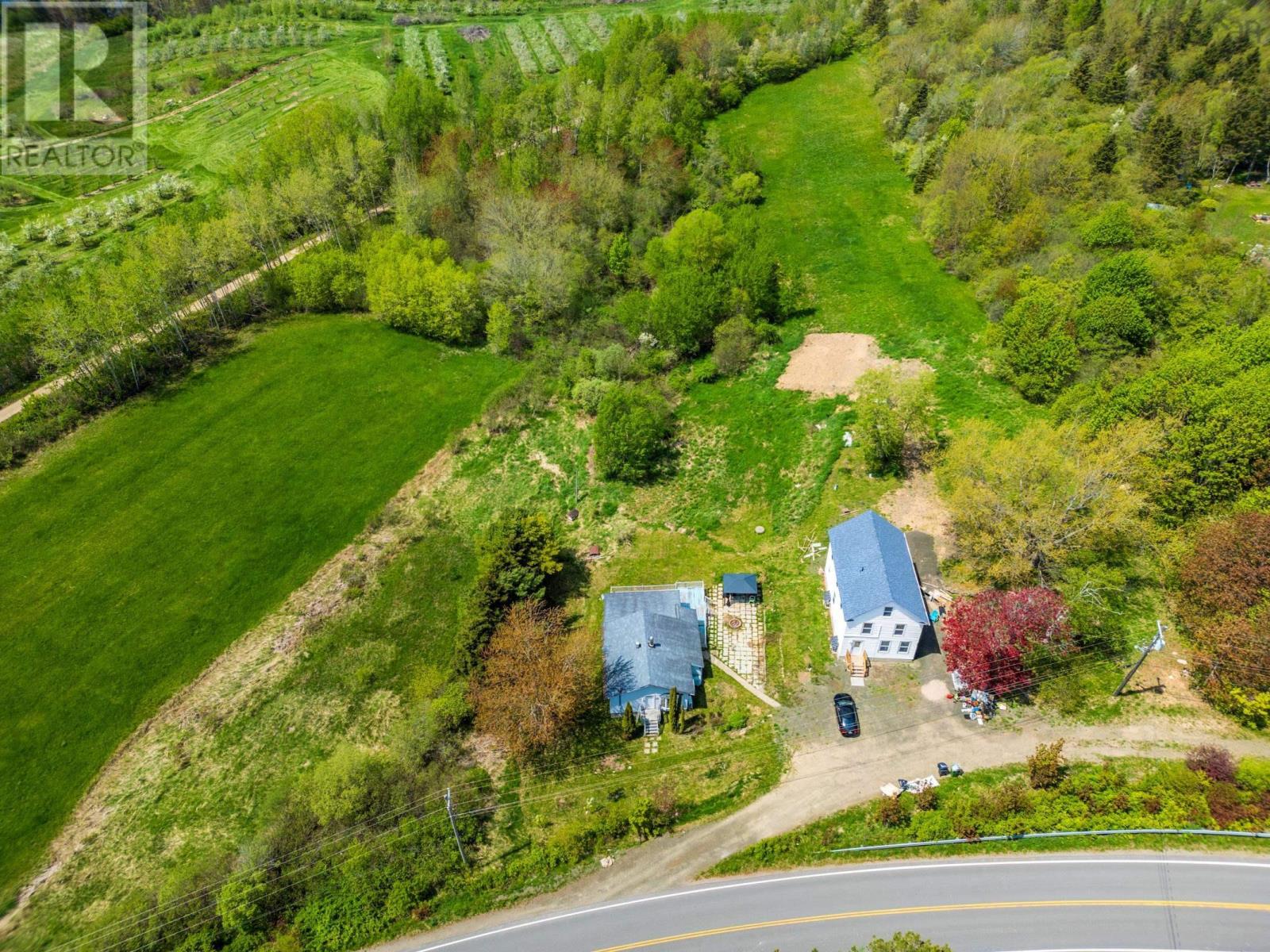 445 Highway 201 - 35