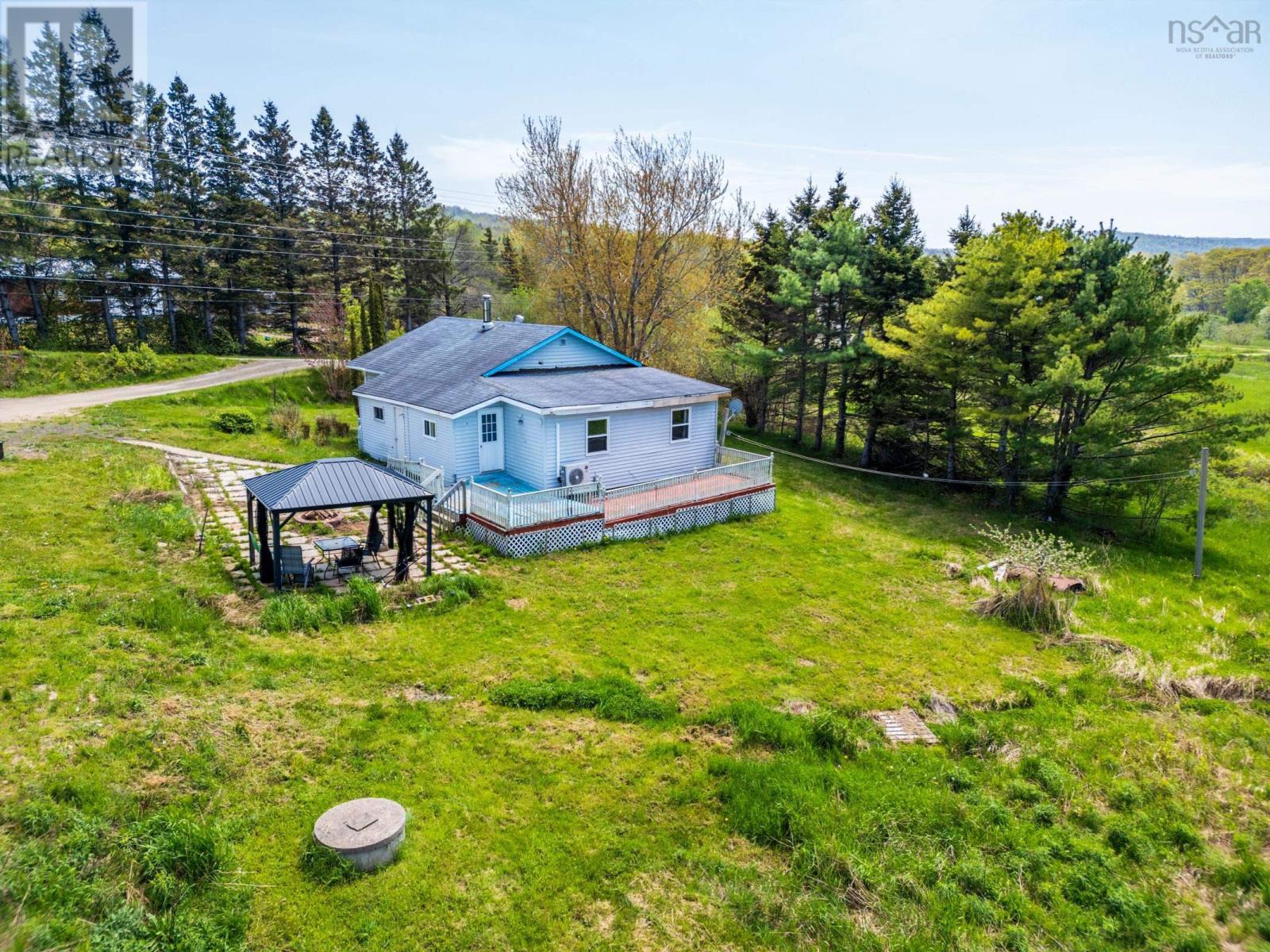 445 Highway 201 - 5