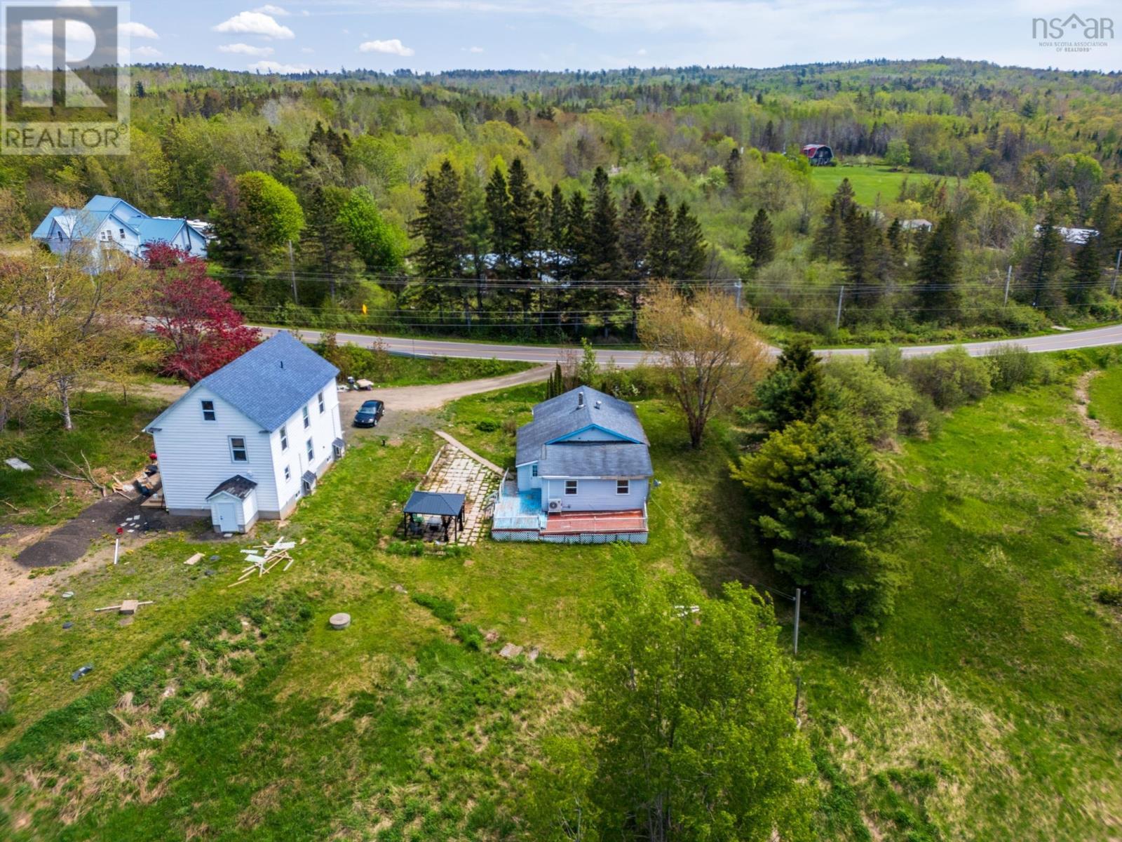 445 Highway 201 - 37