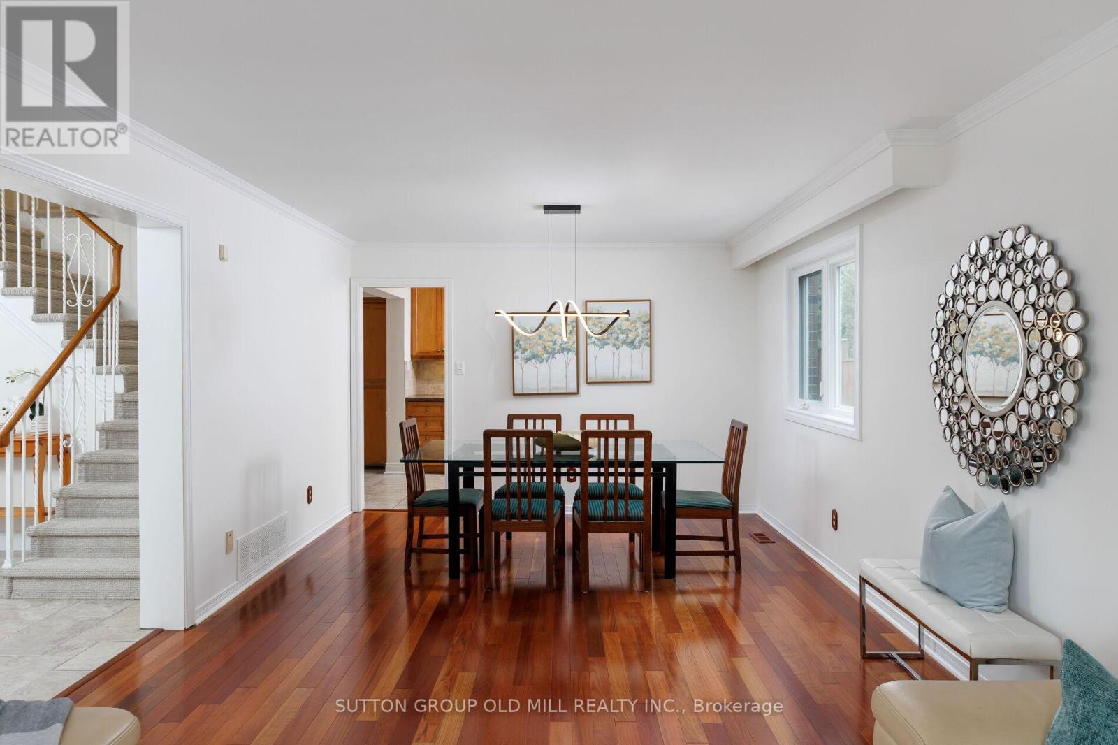 853 KOWAL DRIVE - 11