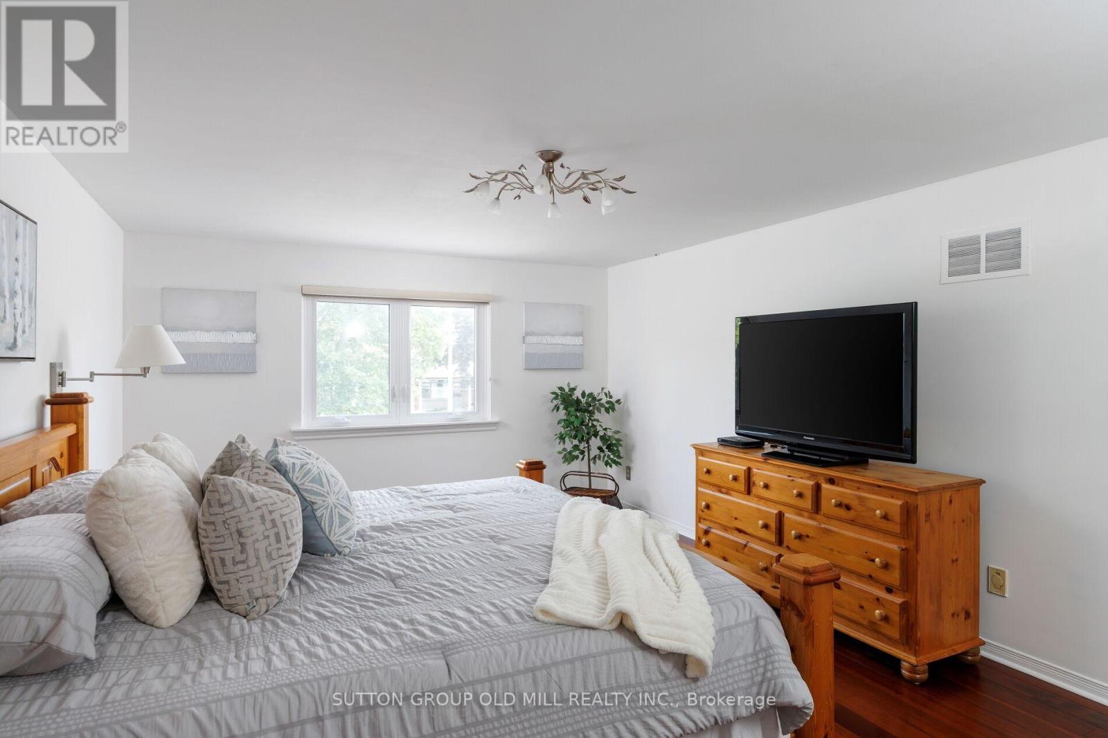 853 KOWAL DRIVE - 25