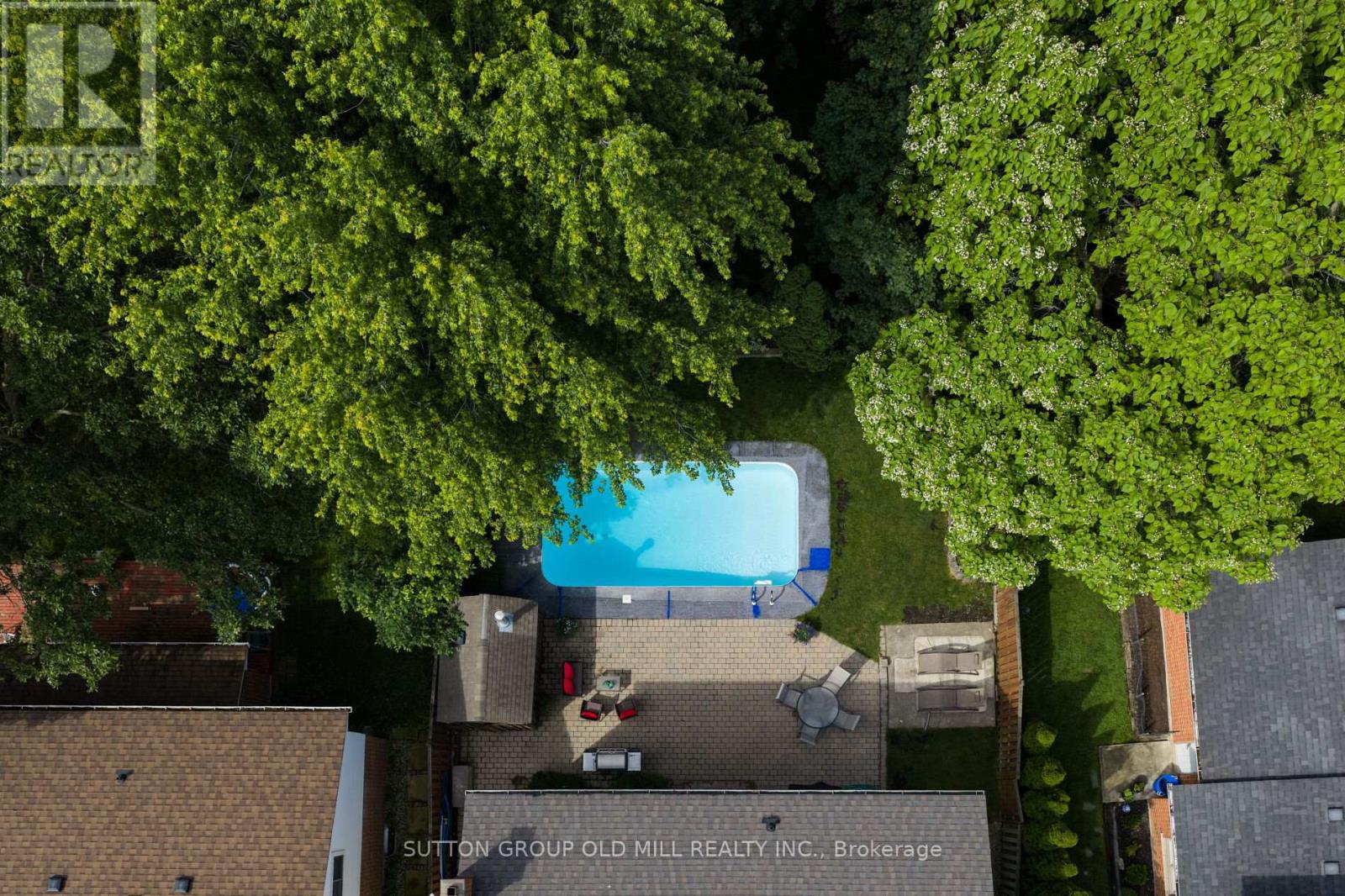 853 KOWAL DRIVE - 3