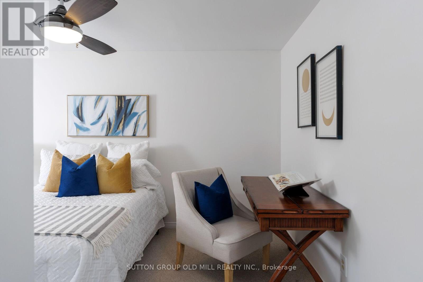 853 KOWAL DRIVE - 32