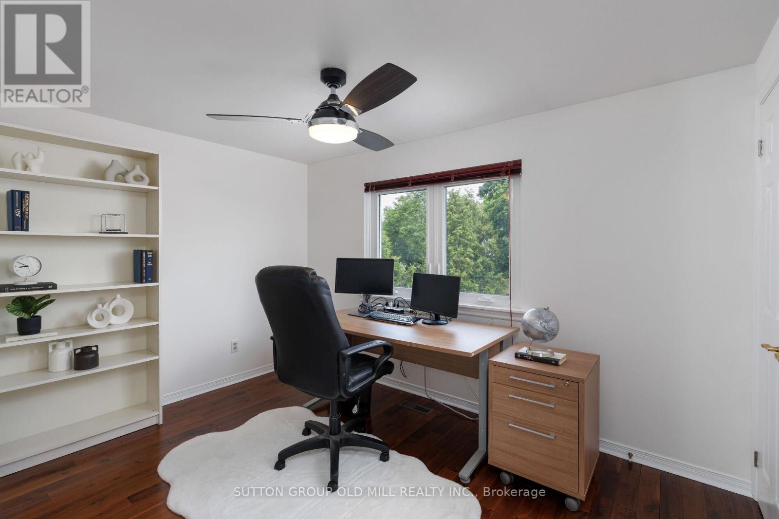 853 KOWAL DRIVE - 35