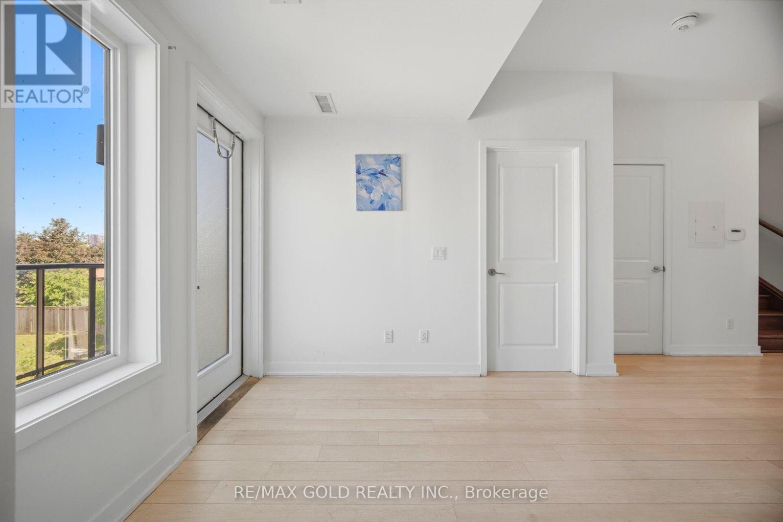 #204 155 DOWNSVIEW PARK BOULEVARD - 12