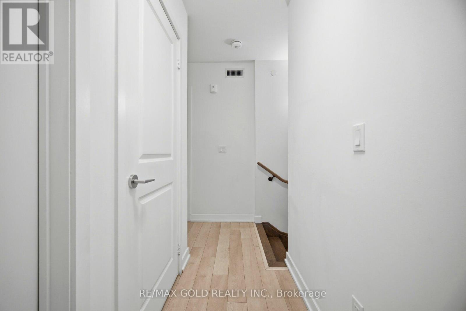 #204 155 DOWNSVIEW PARK BOULEVARD - 22