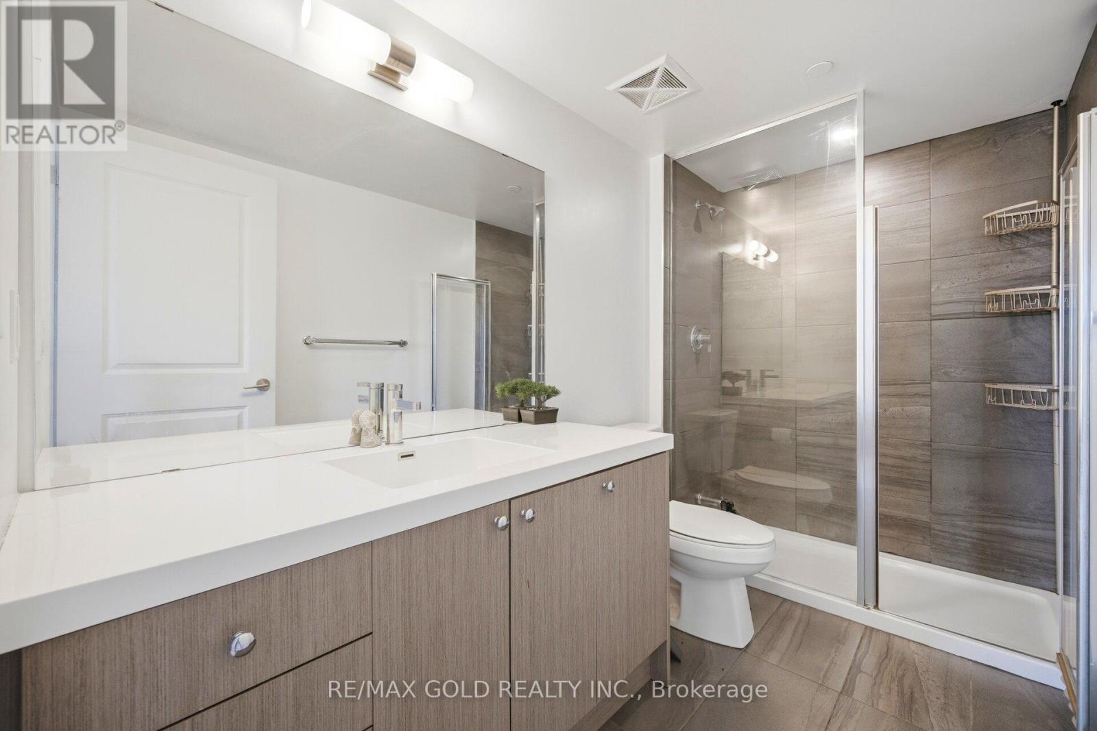 #204 155 DOWNSVIEW PARK BOULEVARD - 25