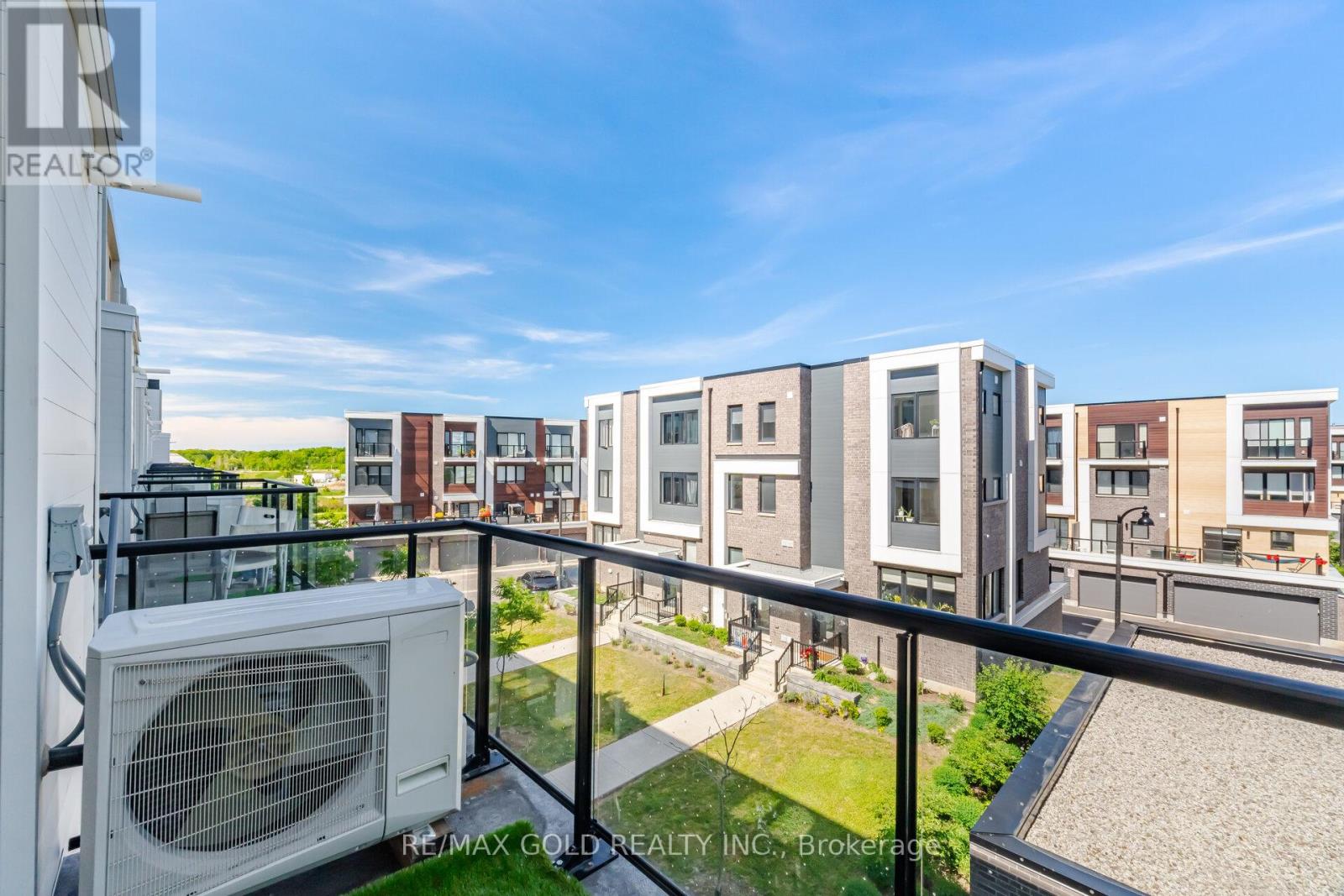 #204 155 DOWNSVIEW PARK BOULEVARD - 33