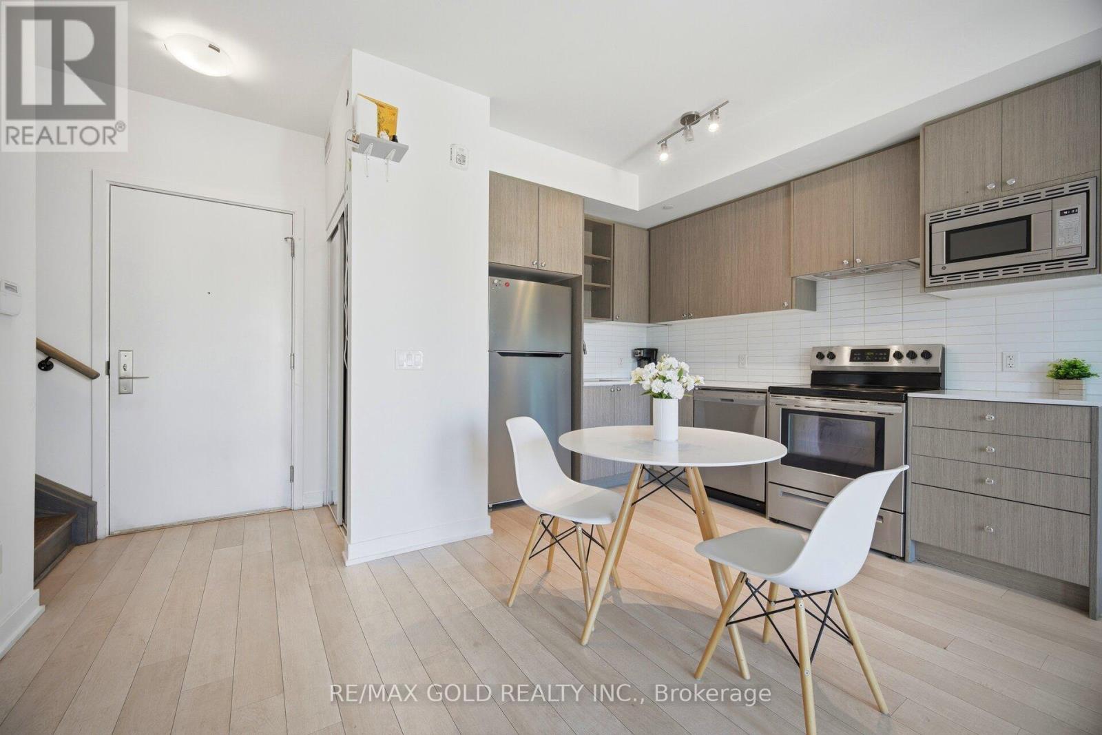 #204 155 DOWNSVIEW PARK BOULEVARD - 8