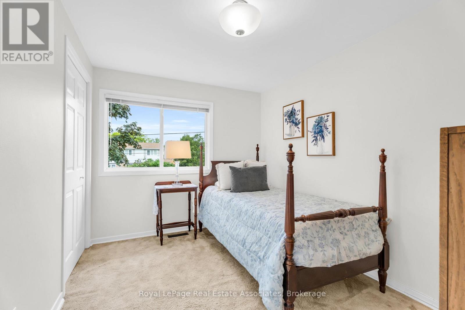 182 REXWAY DRIVE - 28
