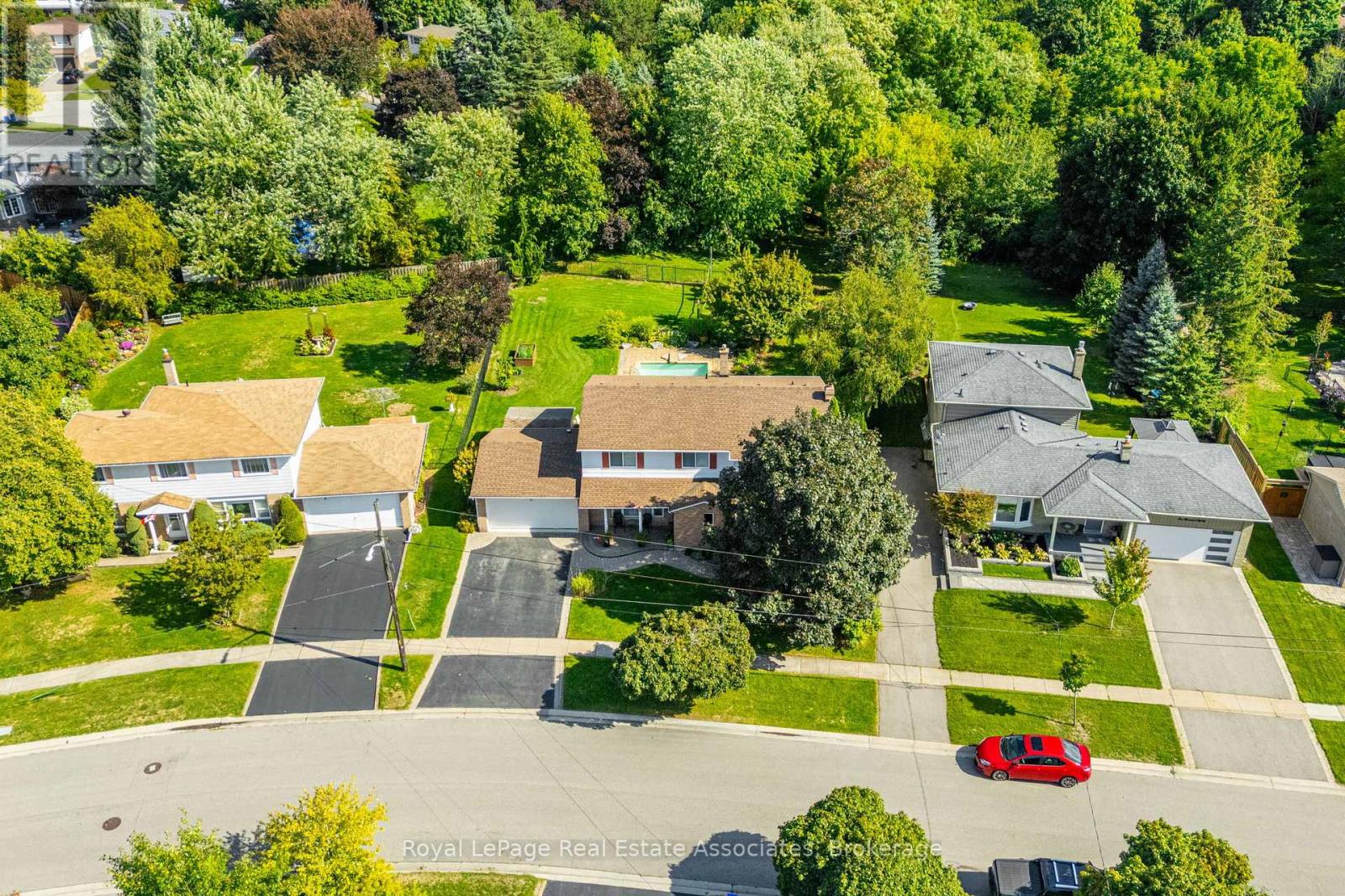182 REXWAY DRIVE - 48