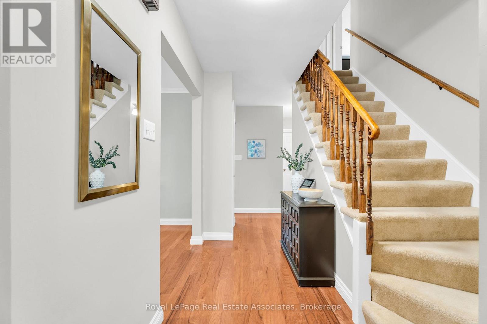 182 REXWAY DRIVE - 7