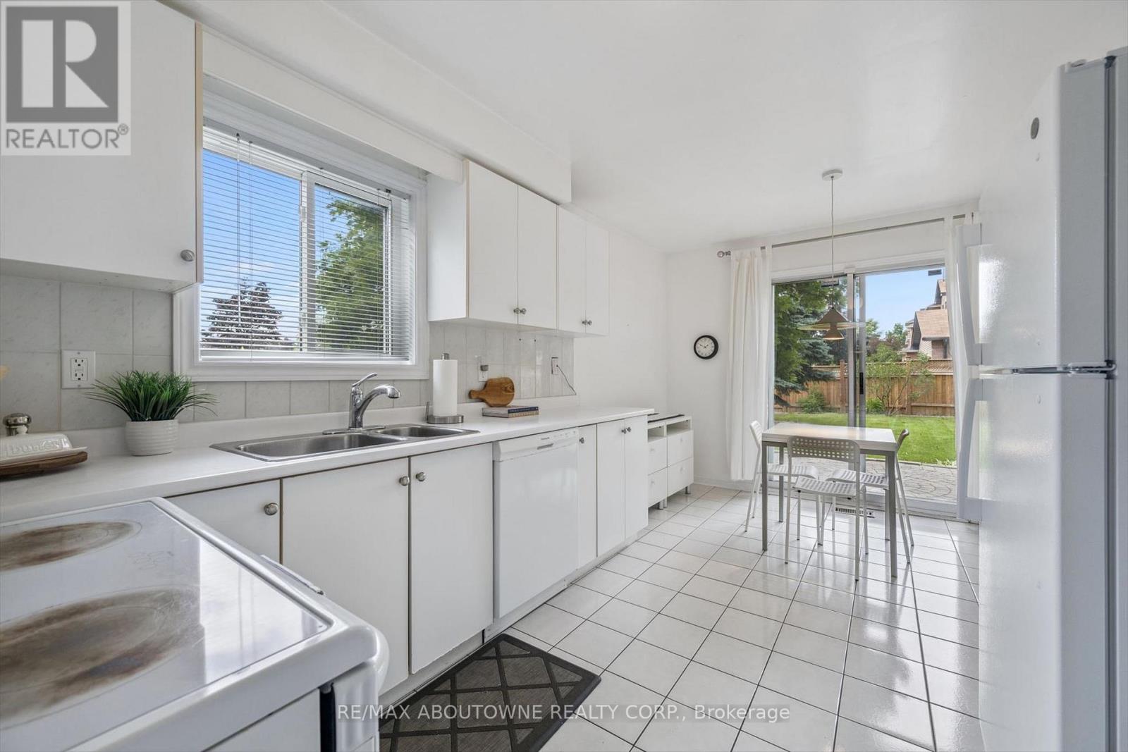 416 MARLATT DRIVE - 13